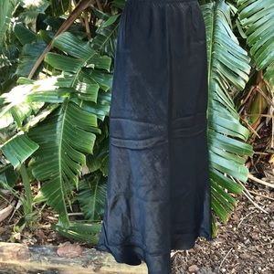 Venezia satin Ailine maxi skirt